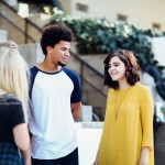 LINEのタイムラインを頻繁に投稿・反応する人はうざい？